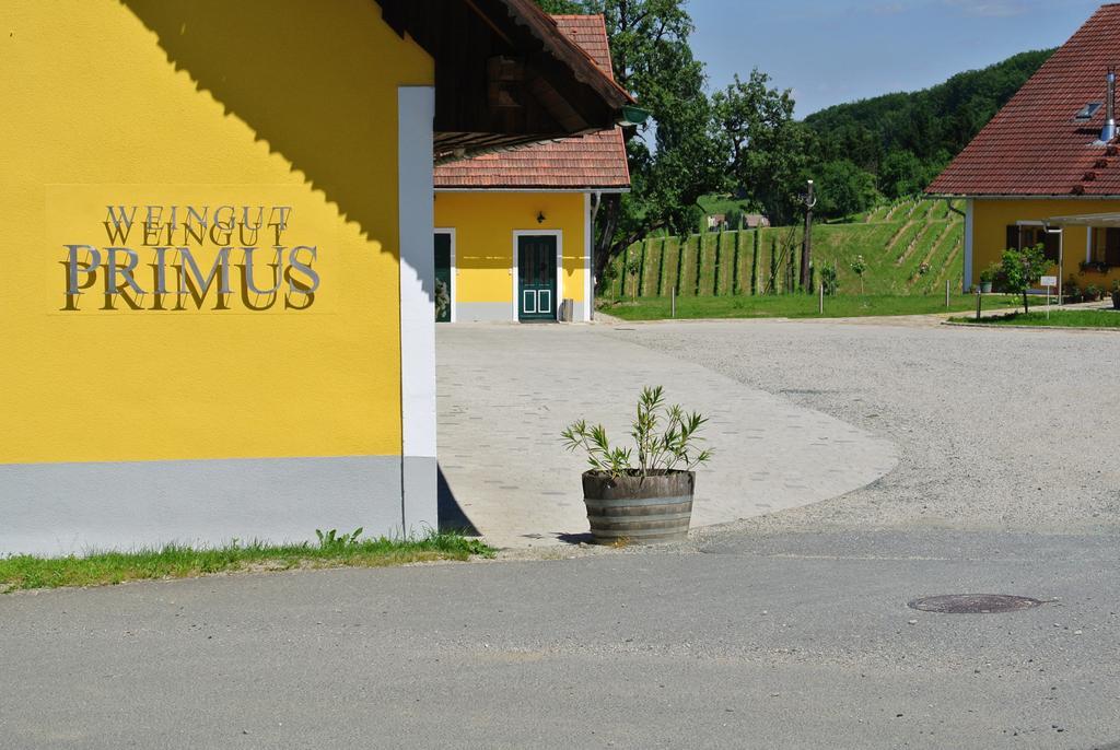 Weingut Primus Suedsteiermark Шпильфельд Экстерьер фото