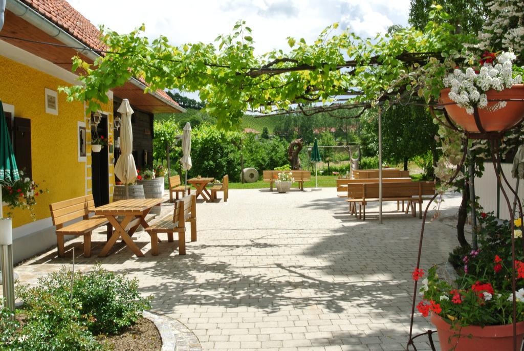 Weingut Primus Suedsteiermark Шпильфельд Экстерьер фото