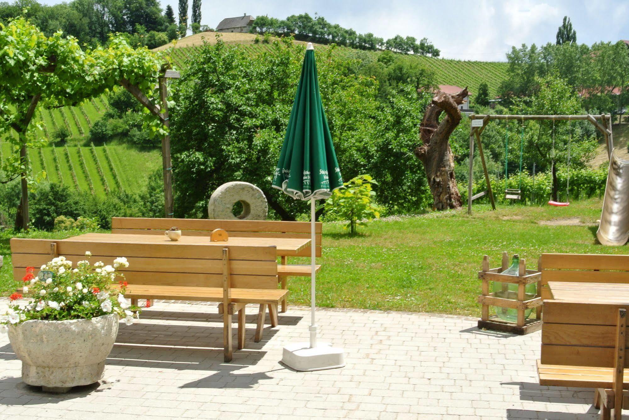 Weingut Primus Suedsteiermark Шпильфельд Экстерьер фото